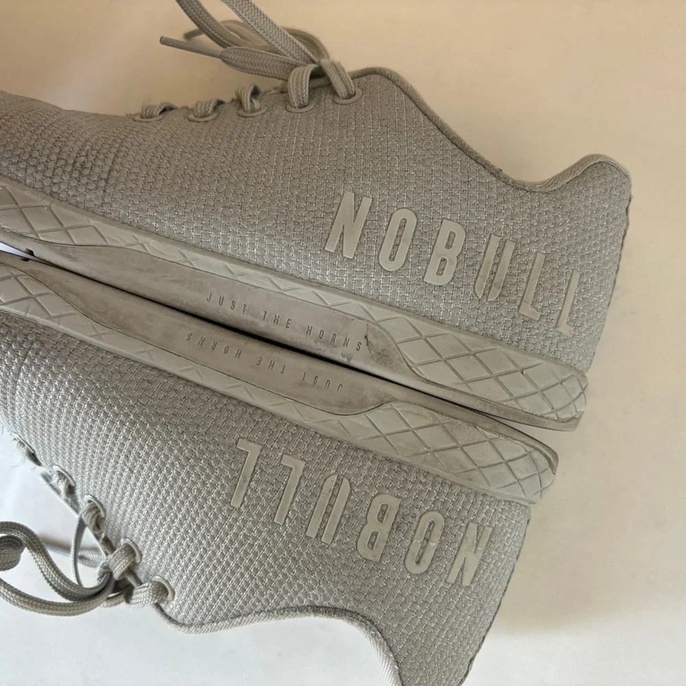 NOBULL casual athletic lace up Trainer Gray Sneakers Shoes size women 10 men 8.5